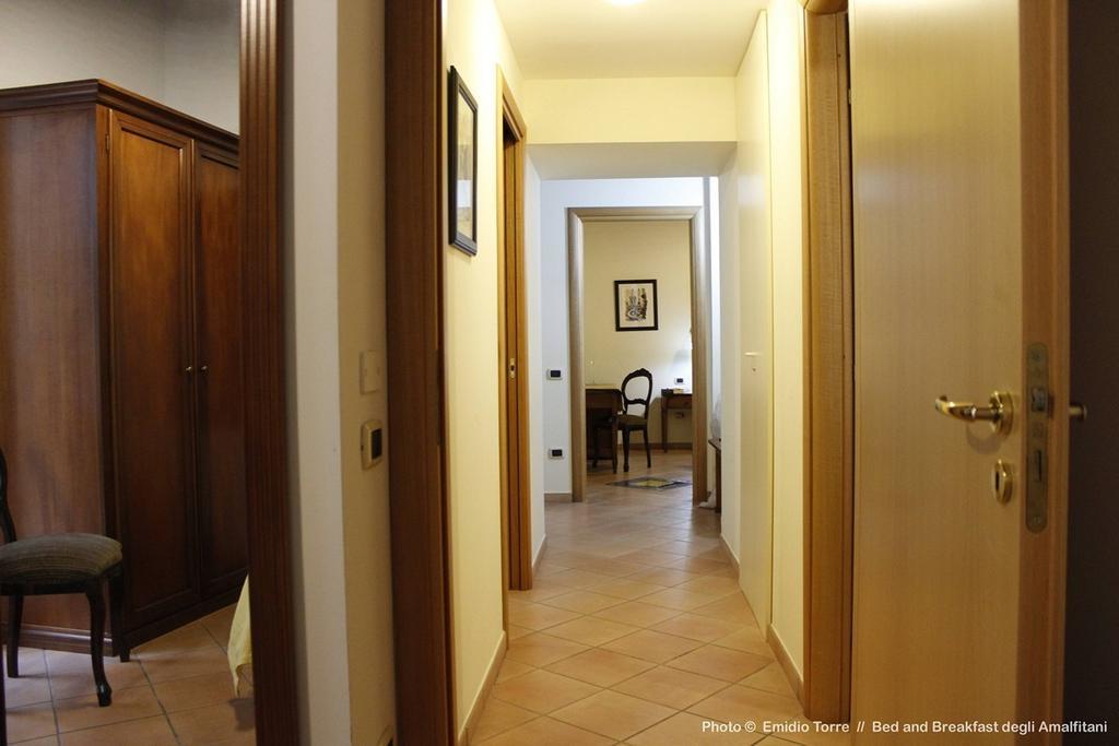 Amalfitani Salerno Centro Bed & Breakfast Exterior photo