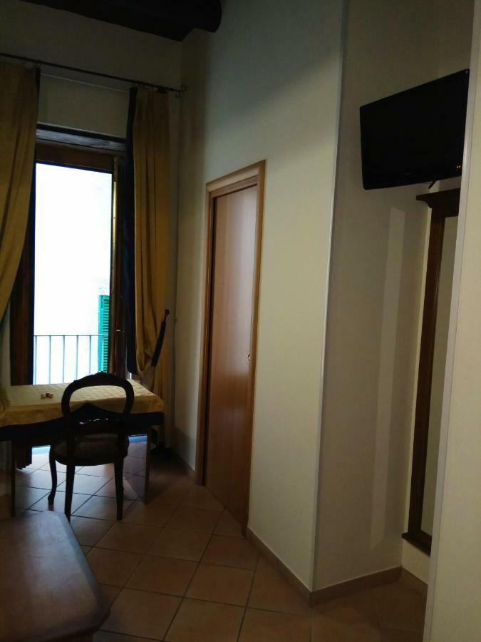 Amalfitani Salerno Centro Bed & Breakfast Exterior photo
